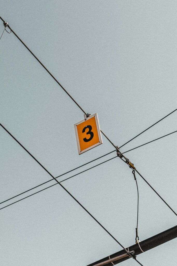image of a number three inside an article about third party rights by EM Law
