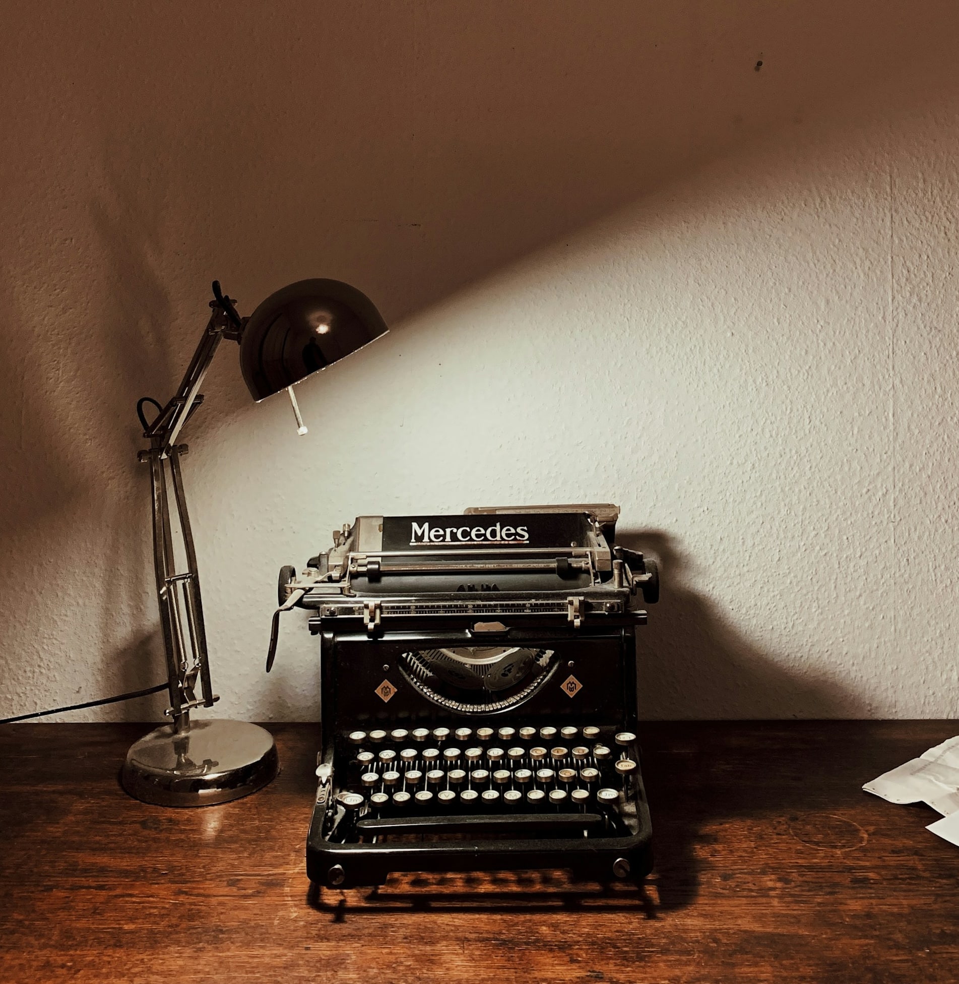 image of a typewriter