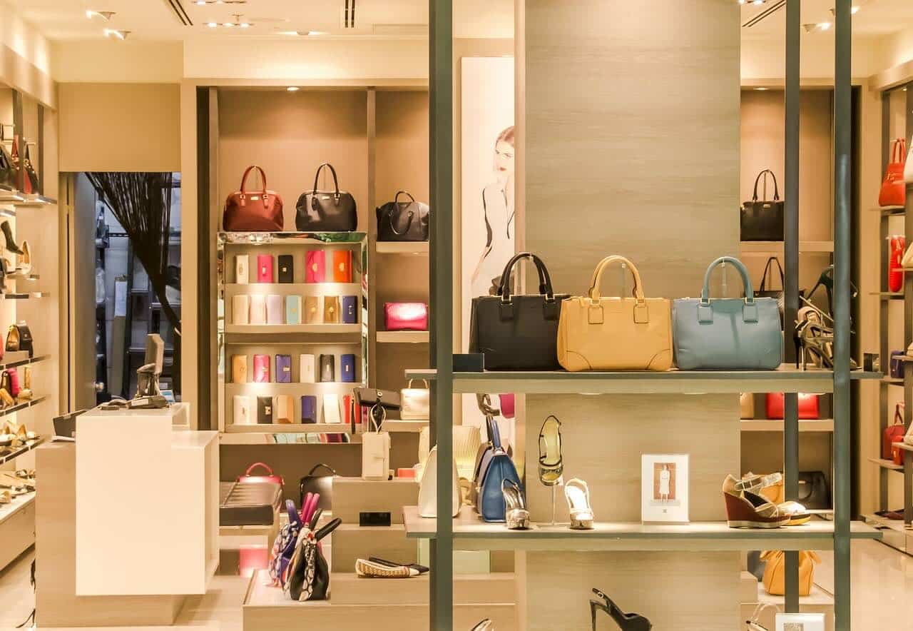 EM Law traps for tenants shop leases